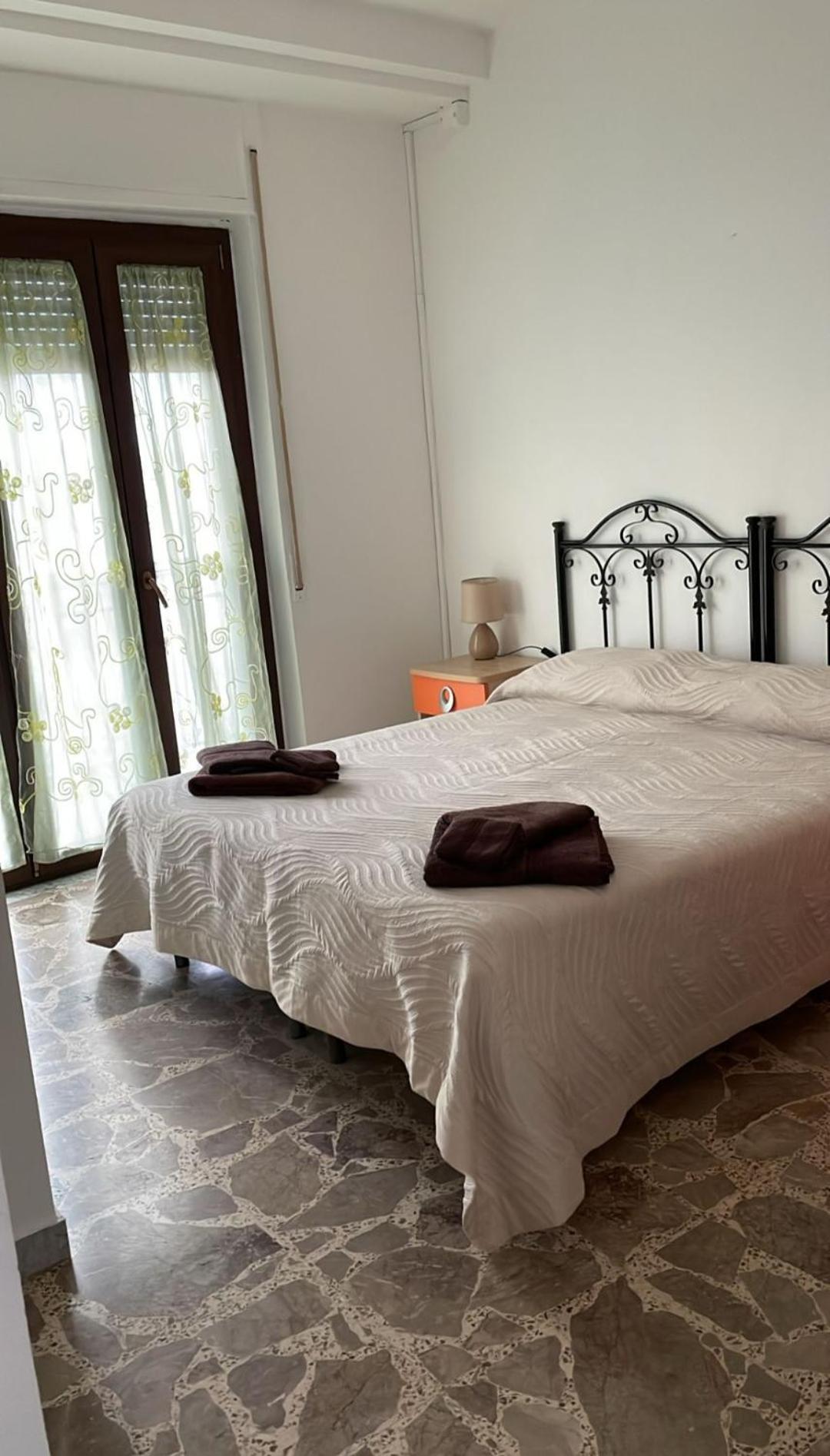 B&B Bella Vista Кротоне Екстериор снимка